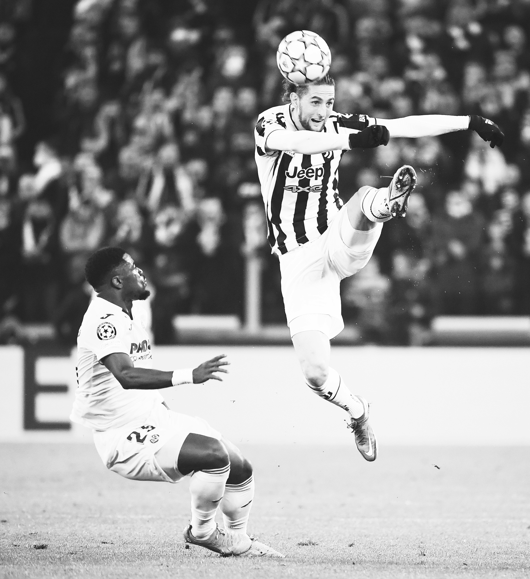 每体：贝尔纳尔从来不是前锋，但他在拉玛西亚286场打入280球