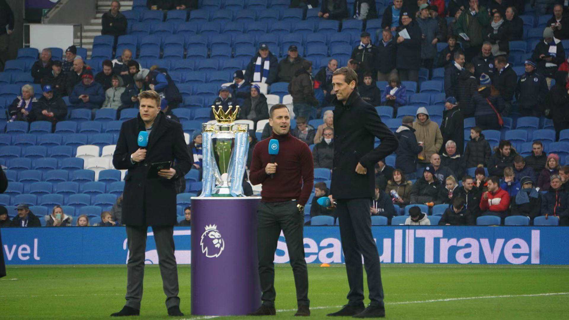 公开网站：因凡蒂诺基本年薪为300万美元，净资产达1400万